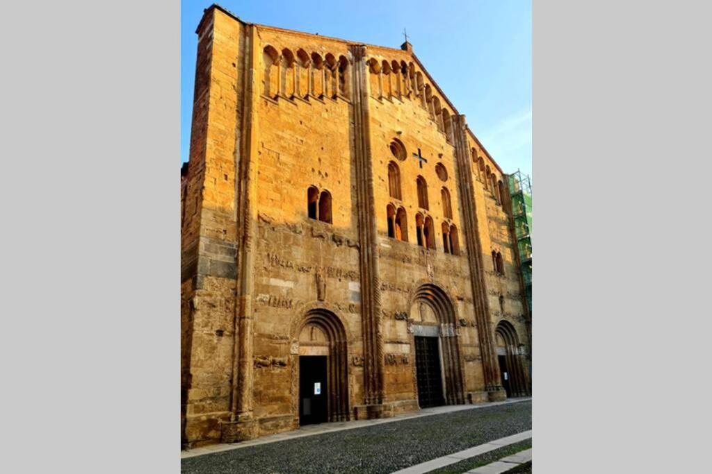 Maison Marina_Pavia San Michele Centro Storico Εξωτερικό φωτογραφία